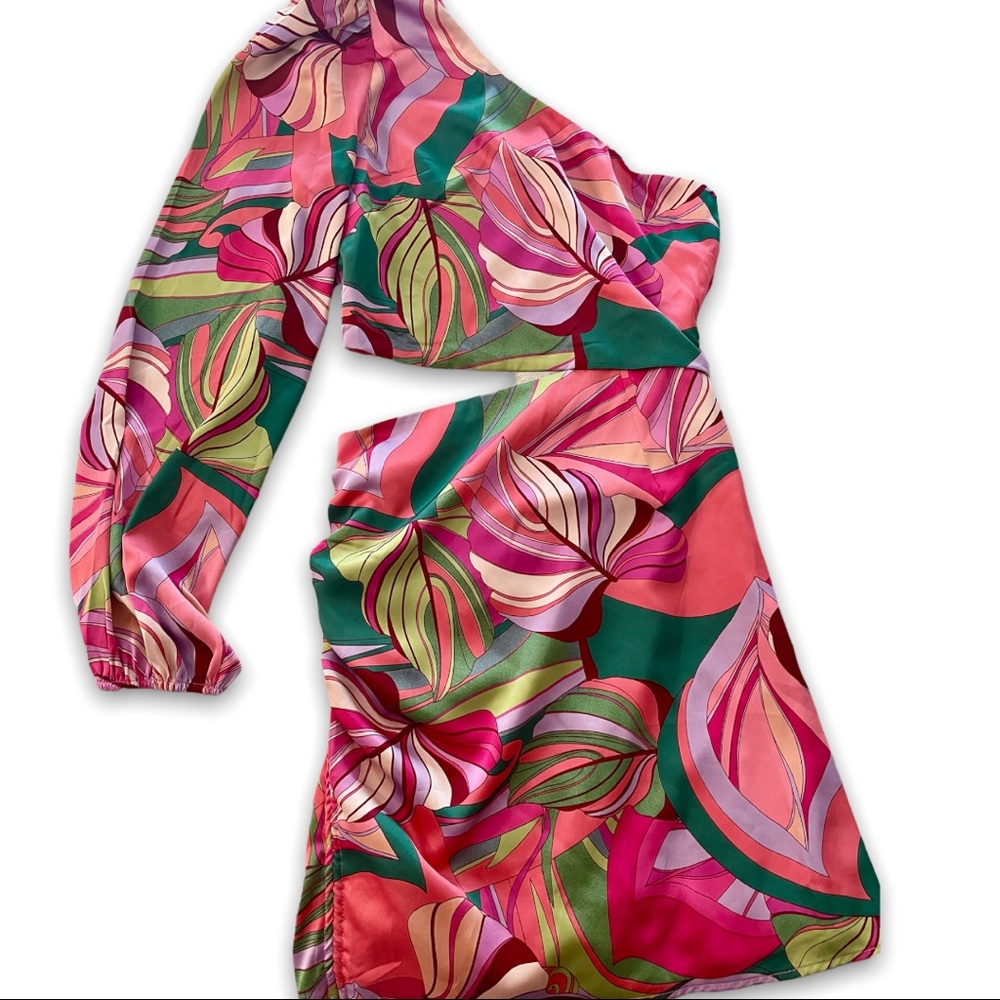 Sky To Moon Retro Floral Dress (New without Tags)